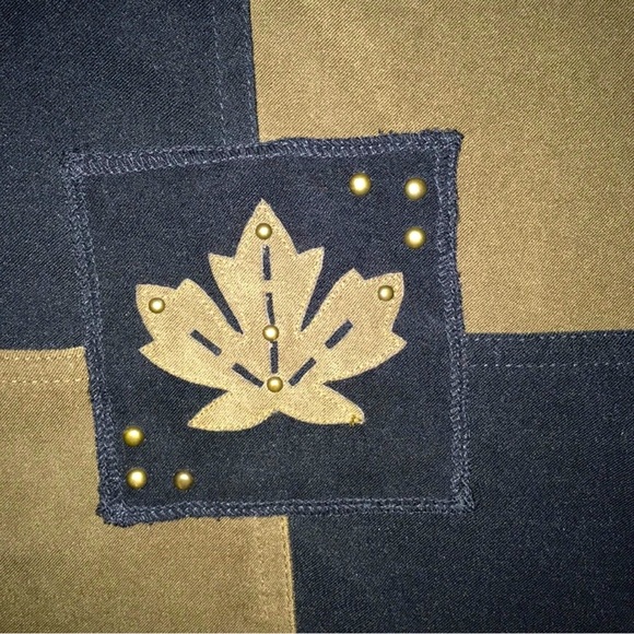 Super Adorable Leaf front Patch Long Dress - Picture 3 of 7